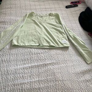 (NWOT)Calvin Klein Mint Green Long Sleeve sweatshirt